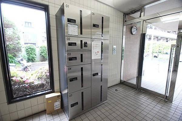 メイツ多摩川緑地 ロビー
