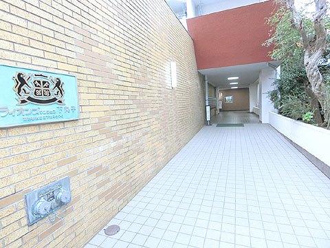 ライオンズマンション下丸子 エントランス