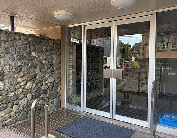 ニュー荏原マンション エントランス
