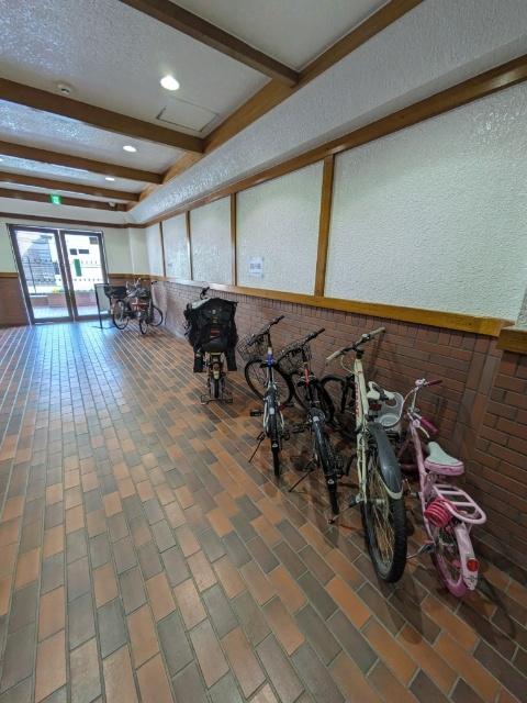 カーサ大岡山 駐車場
