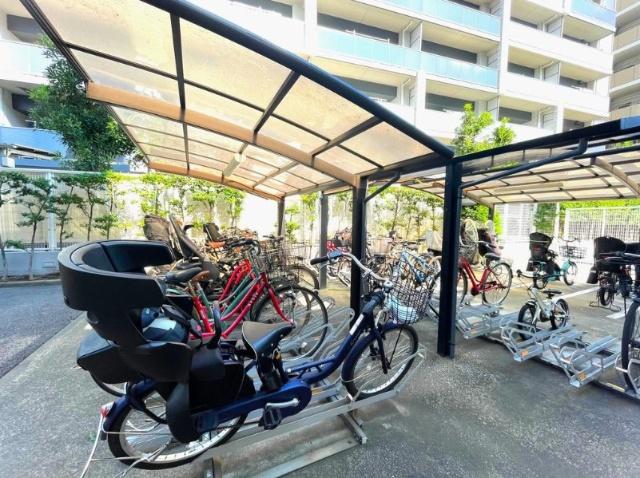 ミサワホームズ東大井 駐車場