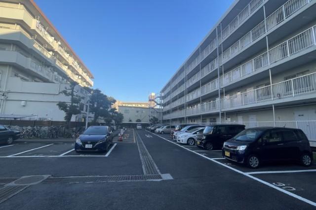 川崎大師パーク・ファミリア 駐車場