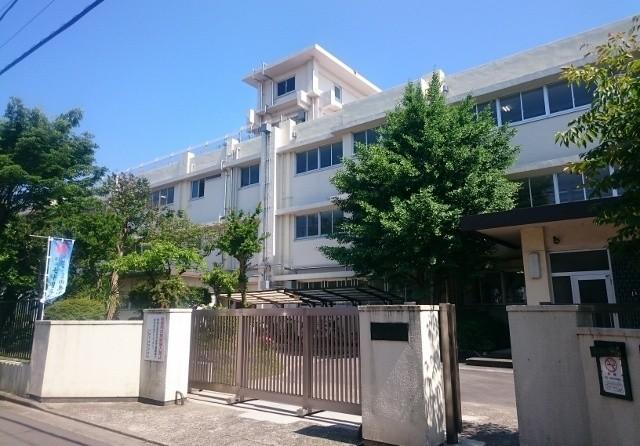 中学校
