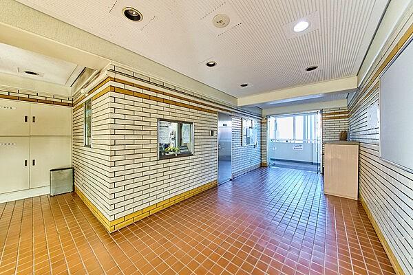 ライオンズマンション川崎藤崎 ロビー