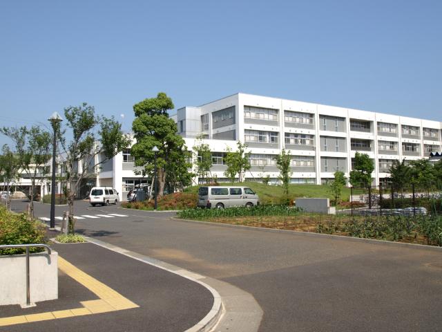 高校