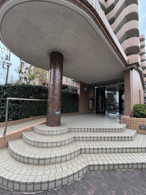 メイツ多摩川緑地 エントランス