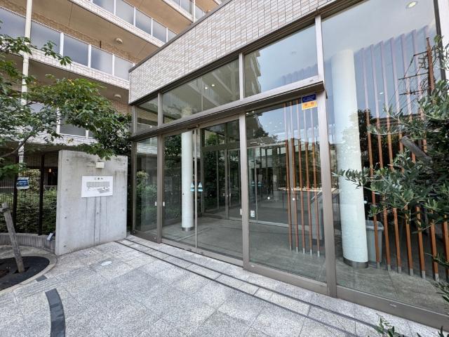 グランイーグル多摩川スカイフロント エントランス