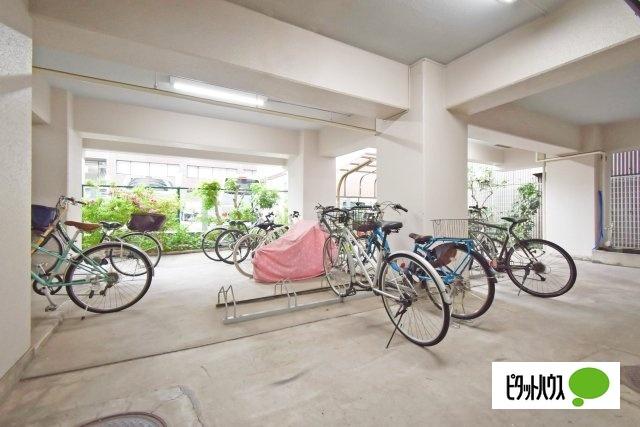 エクレール五反田 駐車場