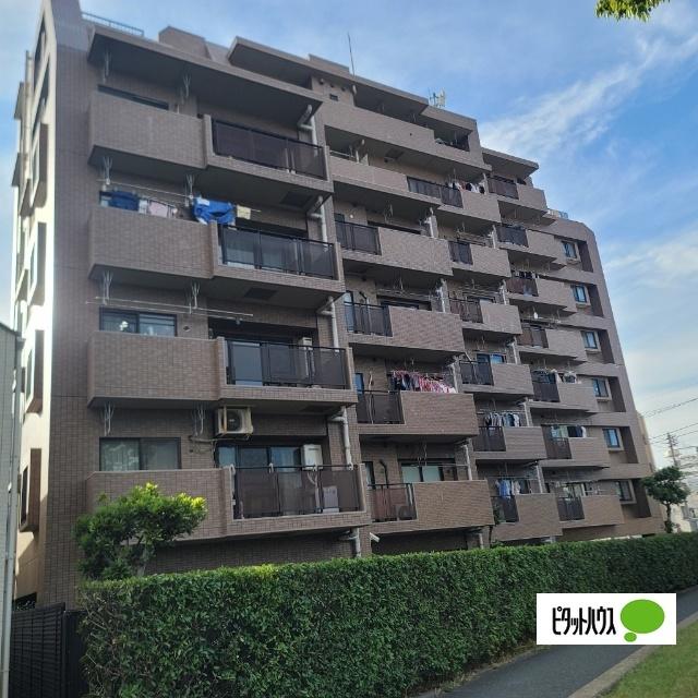 グランイーグル萩中公園５F エントランス