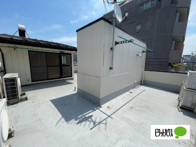 星野ビル3F+屋上部分 バルコニー