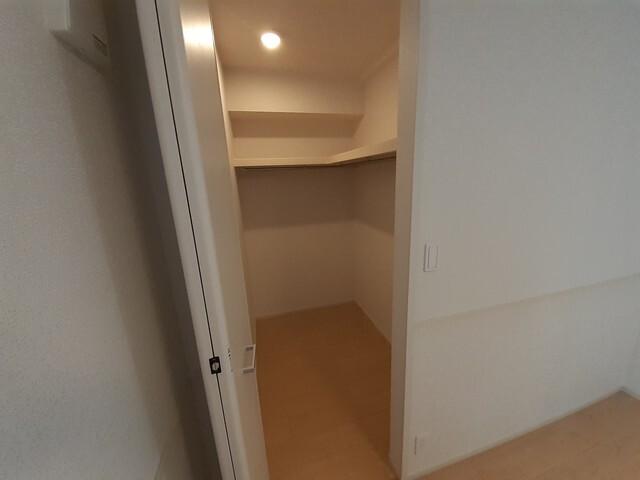 ルミエール（101） 収納