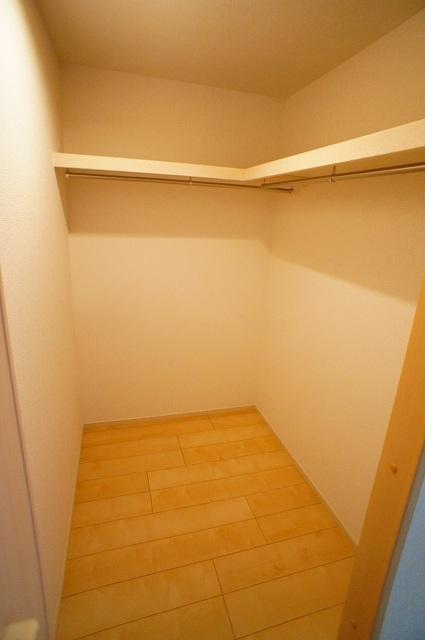 メゾン　ド　ラック（502） 収納