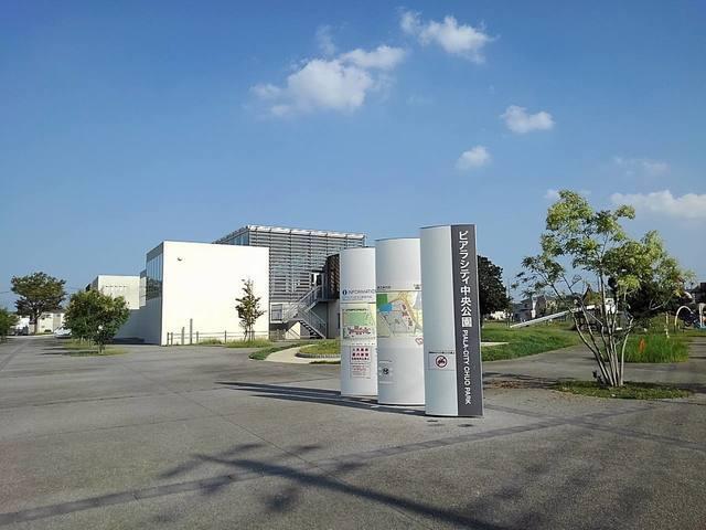 ピアラシティ中央公園：2100m