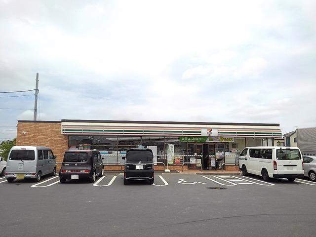 セブンイレブン三郷後谷店：453m