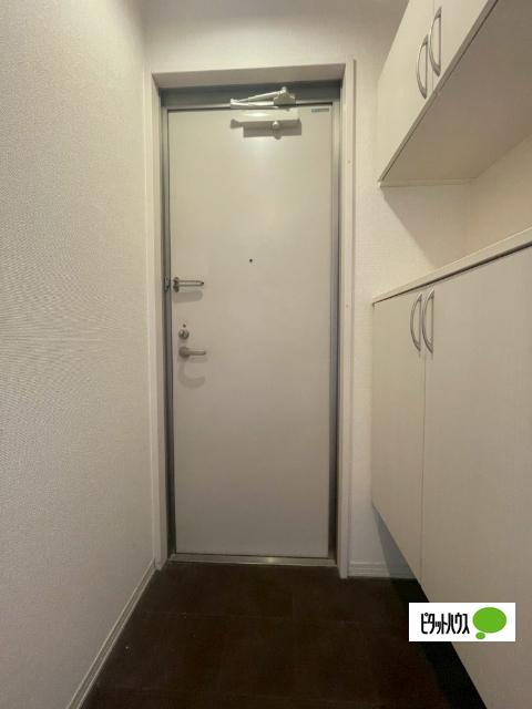 キャピタル美南　Ａ（305） 玄関