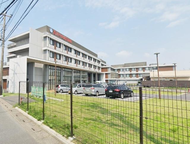 医療法人社団協友会吉川中央総合病院：922m