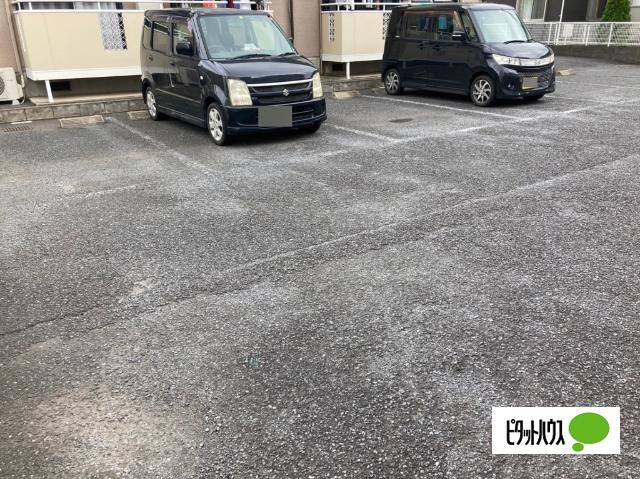セジュール　Ⅱ（102） 駐車場