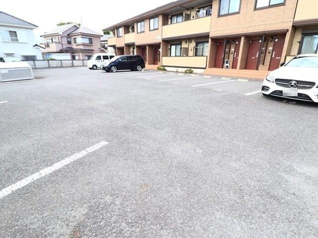 サンクレージュ（202） 駐車場