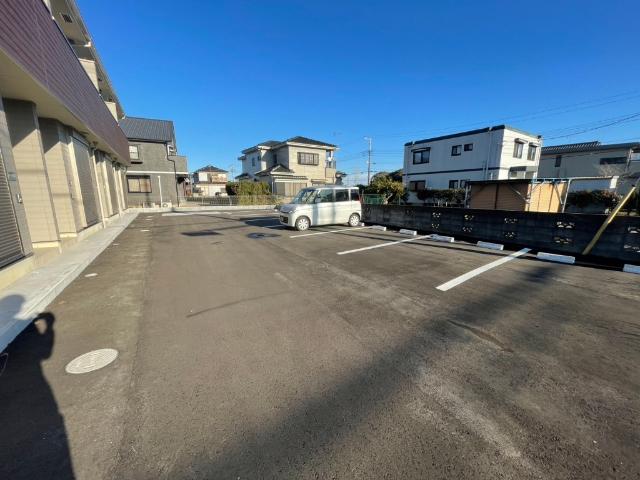 ラウナハレ（103） 駐車場