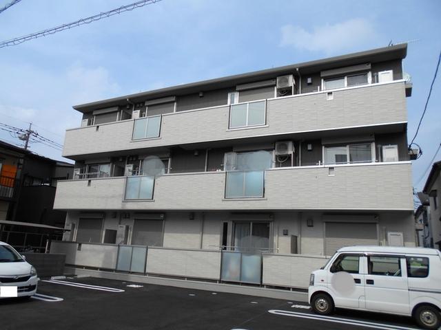 ロイヤルパレスⅢ番館（301） 外観