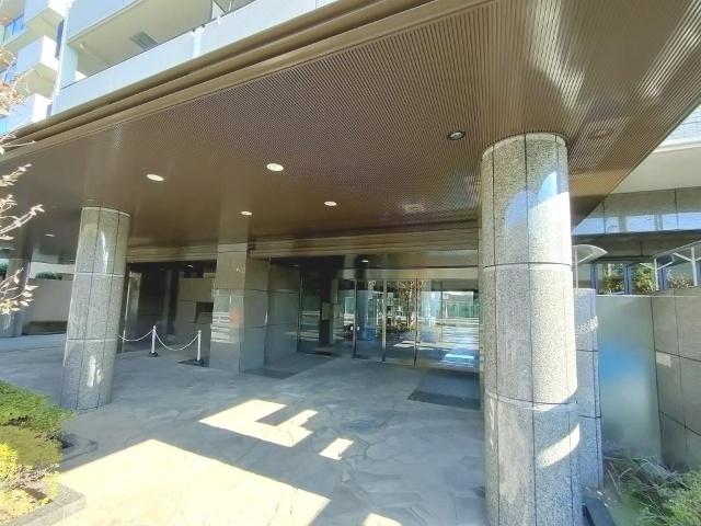 コスモステージ草加松原 エントランス