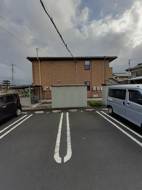 ビエッセ（201） 駐車場