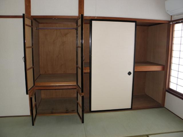 カーサ塩冶（102） 収納