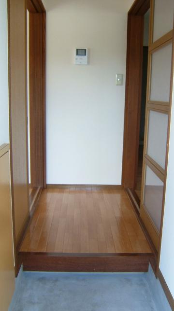 コンブリオ（103） 玄関