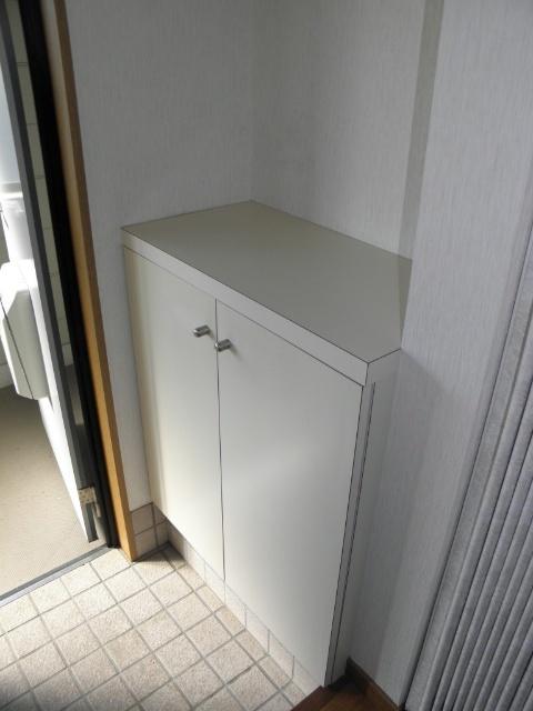 ウエルハウス（205） 収納