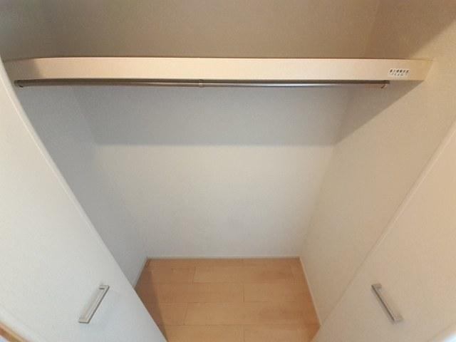 フェレスカーレ　戸頭（101） 収納
