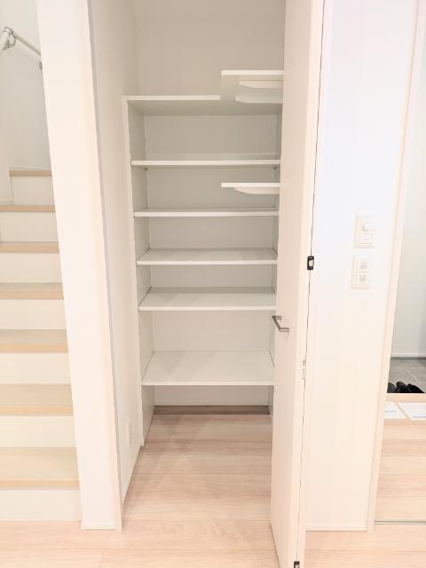 白山戸建 収納