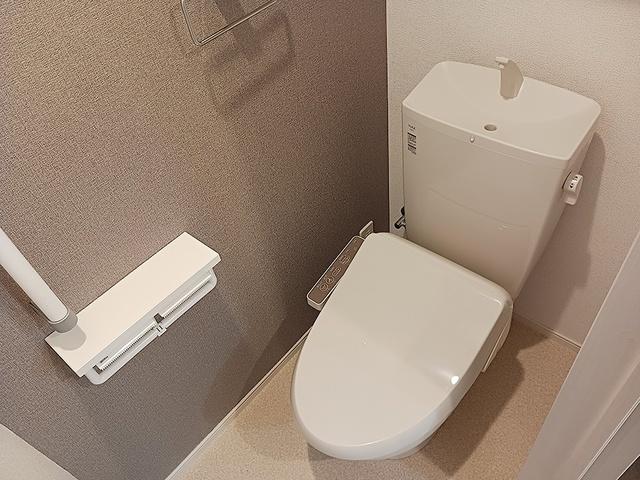 ノイエ　ハイマート（105） トイレ