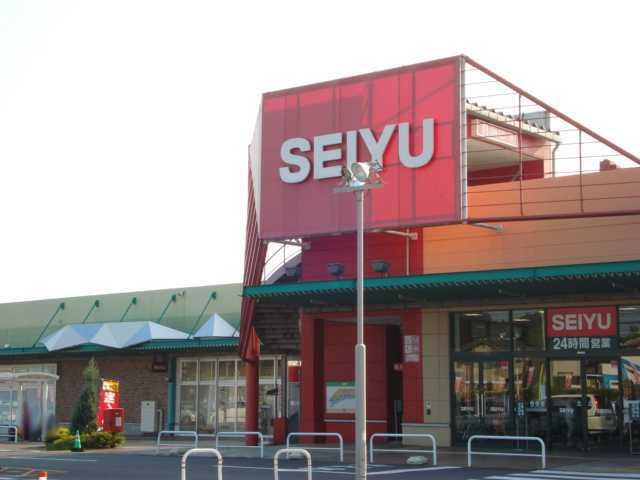 西友楽市守谷店：880m