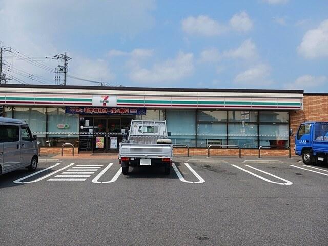 セブンイレブン：128m