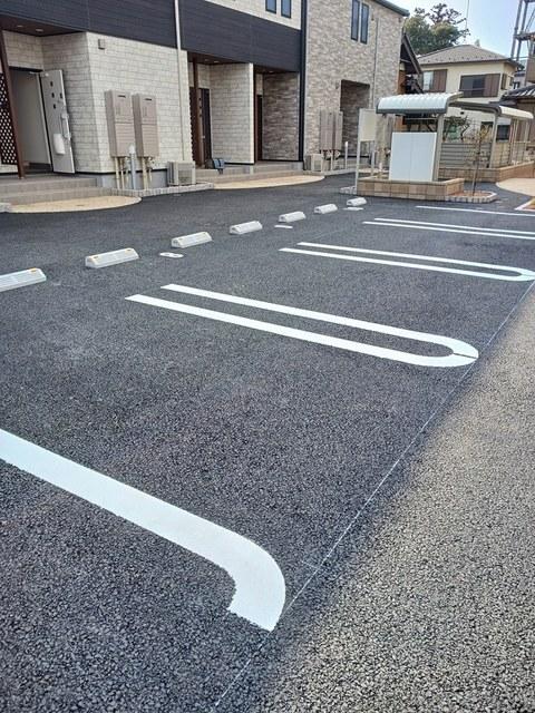 フェリーチェＢ（201） 駐車場