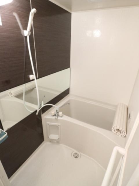 クレストパーク　Ｅ（102） 部屋画像