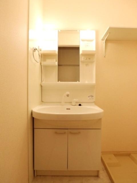 クレストパーク　Ｅ（102） 部屋画像