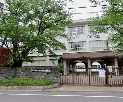 私立二松學舍大学附属柏中学校：2308m