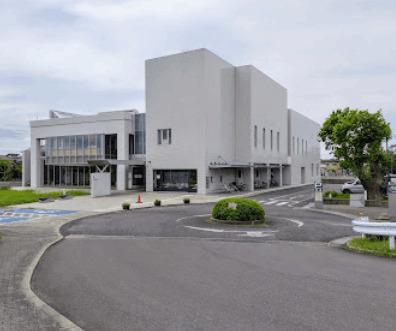 取手市立ふじしろ図書館：710m