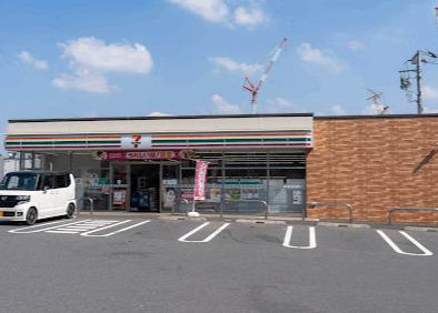 セブンイレブン印西鹿黒南店：965m