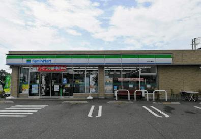 ファミリーマート柏松ケ崎店：496m