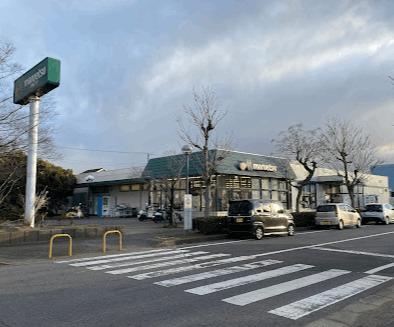 マルエツ小林店：587m