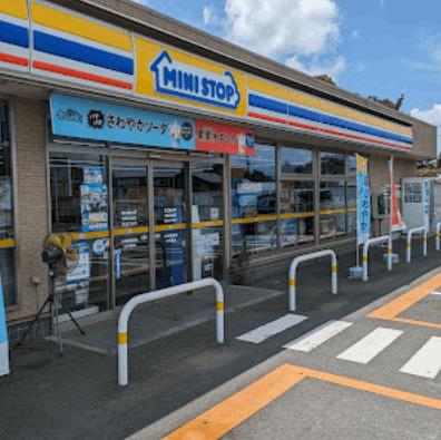 ミニストップ印西小林店：1196m