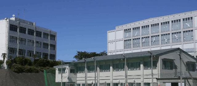 私立中央学院高校：2018m