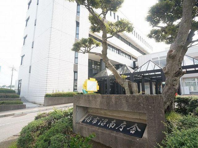 柏市沼南庁舎：1200m