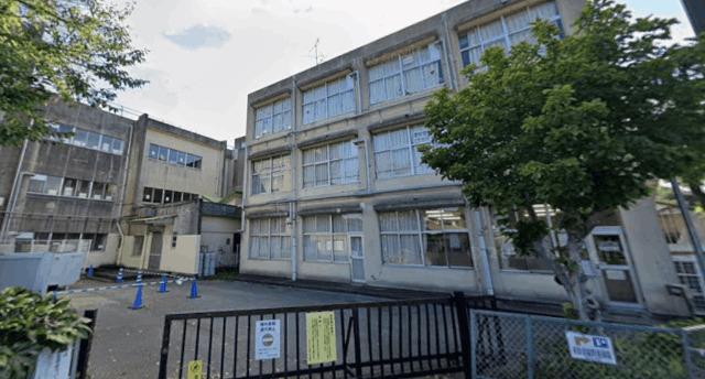 柏市立手賀西小学校：2298m