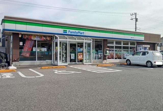 ファミリーマート 印西木下店：800m