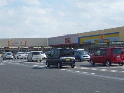 ファッションセンターしまむら藤代店：1313m