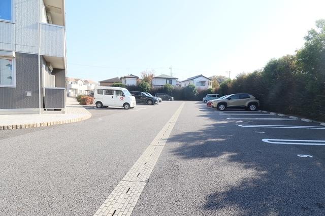 BRANCHE　HILL（ブランシェヒル）（101） 駐車場