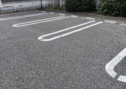 リズィエールⅠ（201） 駐車場